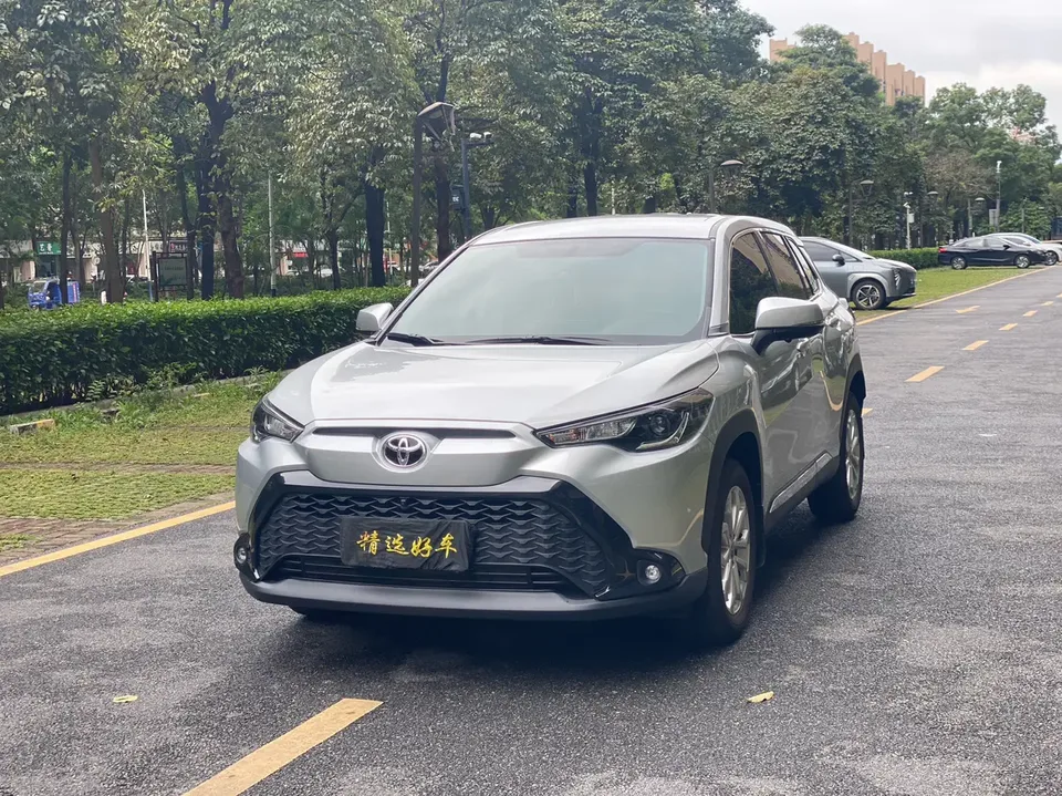 Toyota Frontlander 2024
