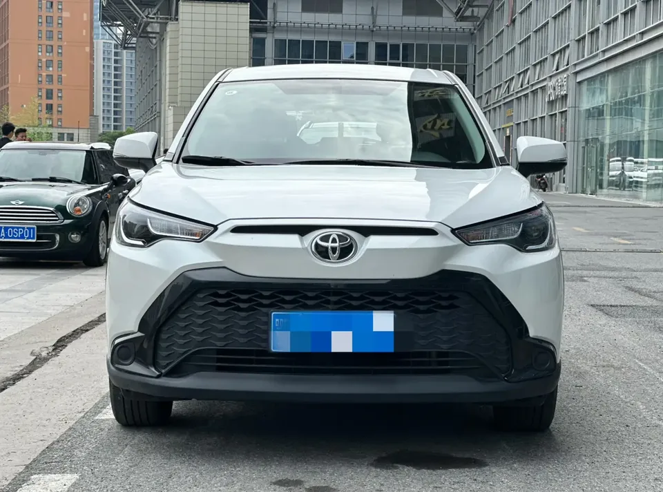 Toyota Frontlander 2025