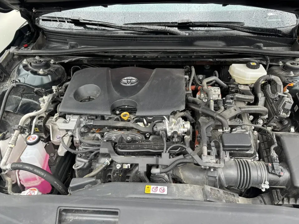 Toyota Avalon Intelligent Electric Hybrid 2.0L E-CVT Luxury Edition 2024 — миниатюра 3