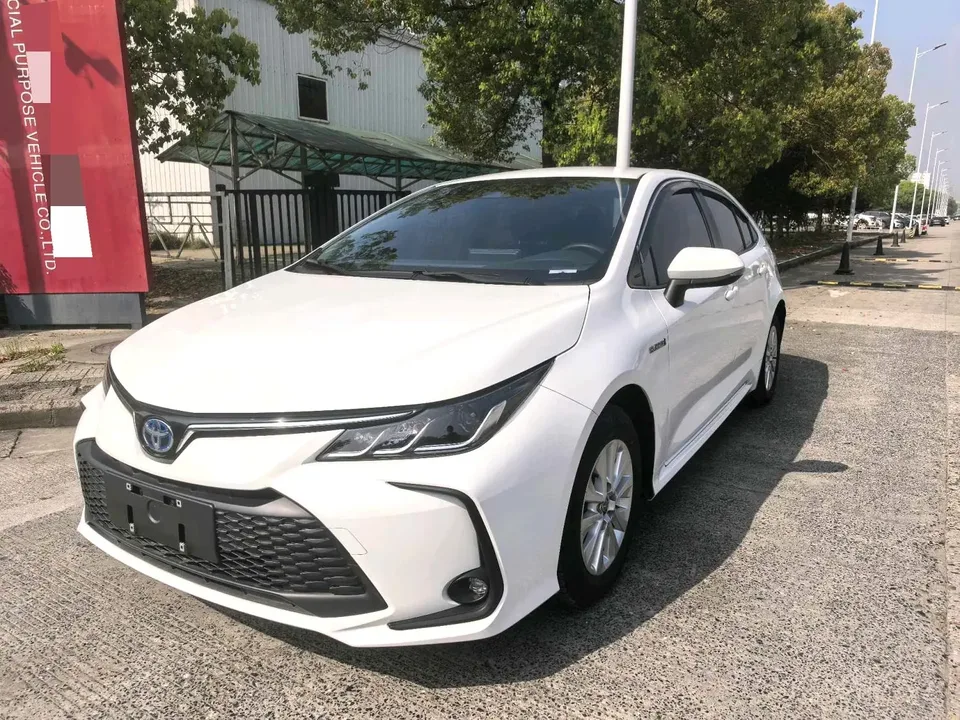 Toyota Corolla Intelligent Electric Hybrid Dual Engine 1.8L E-CVT Pioneer Edition 2023 — фото 1, купить с доставкой в Москву