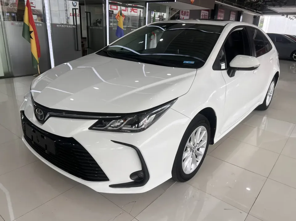 Toyota Corolla Corolla 2021 1.2T S-CVT Elite PLUS Edition 2023 — photo 1, buy with delivery to Moscow