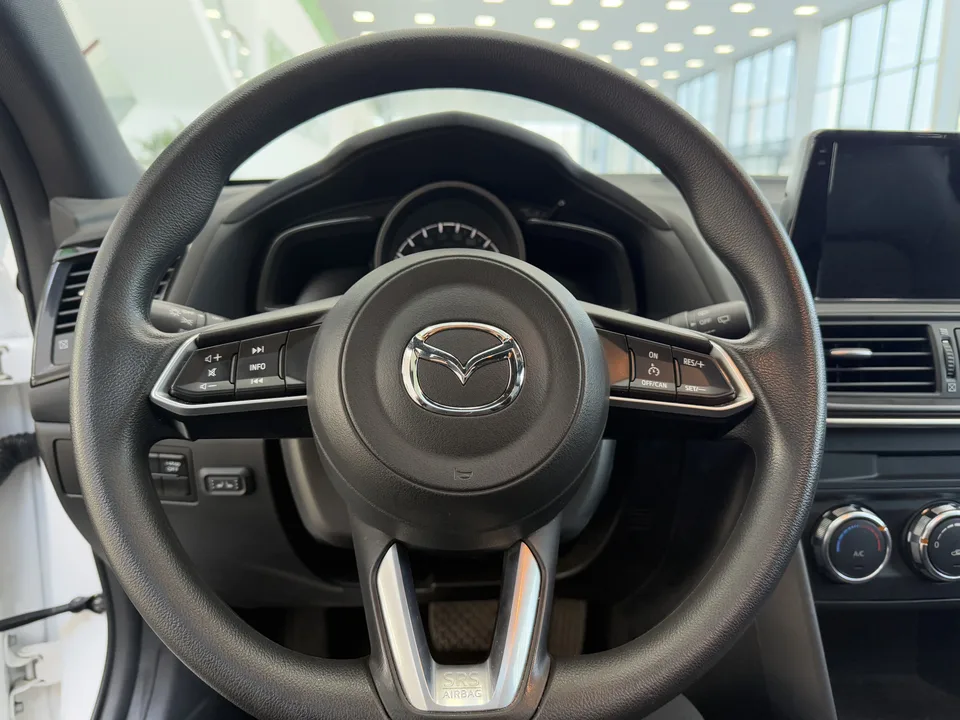 Mazda CX-4 Mazda CX-4 2021 2.0L 2WD Blue Sky Vibrant Edition 2023 — миниатюра 3