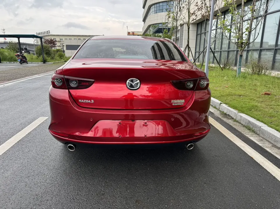Mazda Axela Mazda3 2021 2.0L Automatic Quality Edition 2022 — thumbnail 2