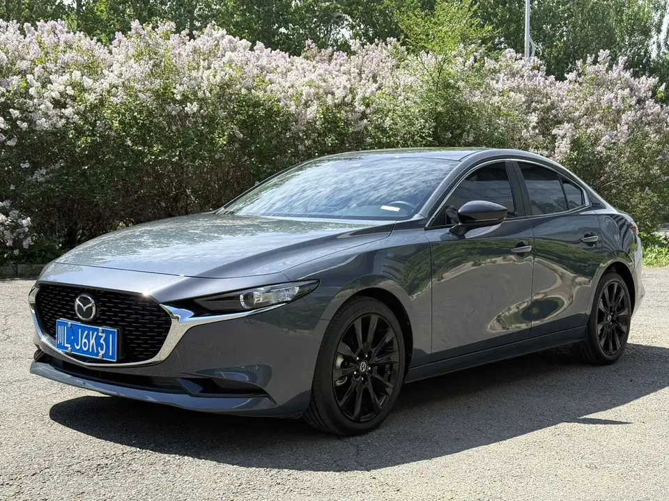 Mazda Axela Mazda3 2023 2.0L Automatic Elegant Edition 2023 — photo 1, buy with delivery to Moscow
