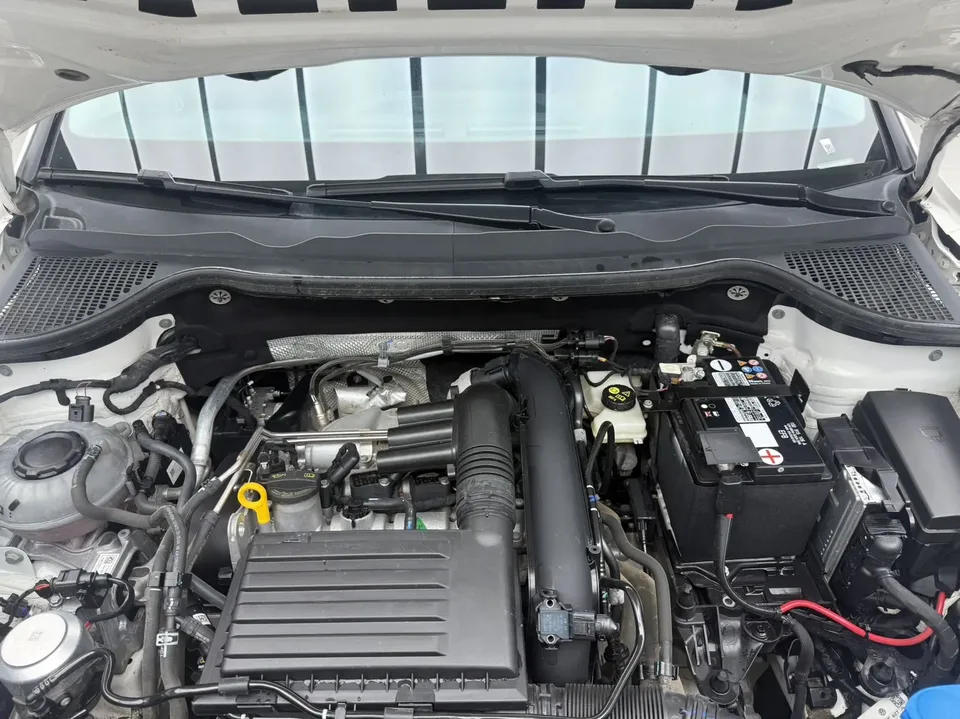 Skoda Karoq TSI280 Exclusive Edition 2022 — thumbnail 2