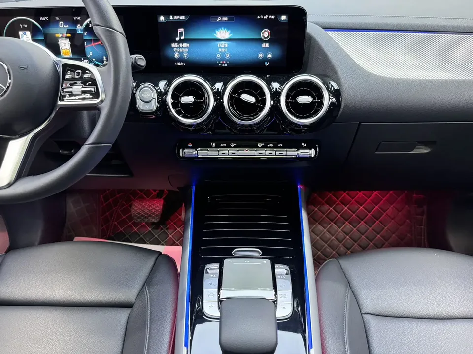 Mercedes-Benz GLA Mercedes-Benz GLA 2023 GLA 200 2023 — миниатюра 3