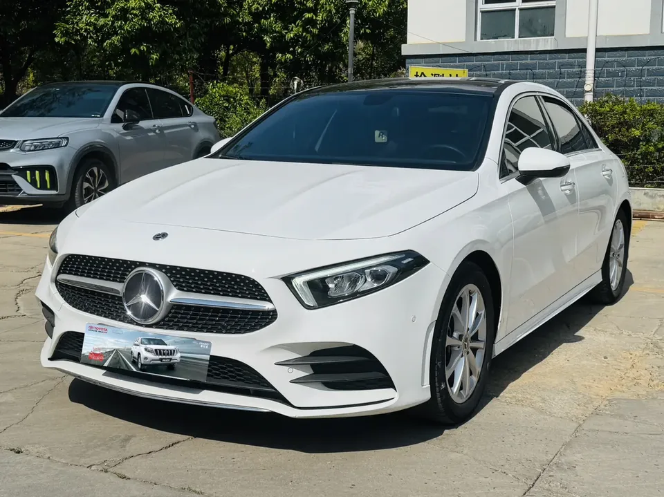 Mercedes-Benz Mercedes Benz A Class 2023