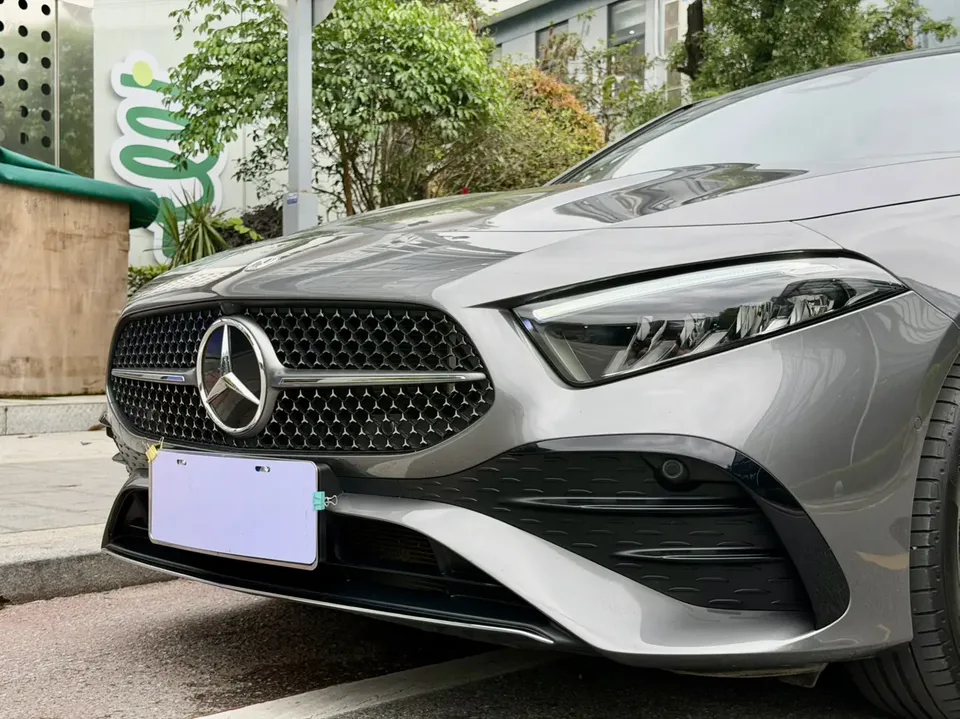 Mercedes-Benz Mercedes Benz A Class Mercedes-Benz A-Class 2024 A 200 L Fashion Edition 2024 — миниатюра 3