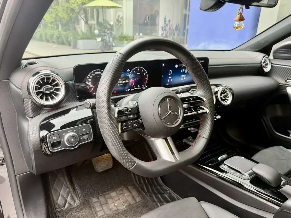 Mercedes-Benz Mercedes Benz A Class Mercedes-Benz A-Class 2024 A 200 L Fashion Edition 2024 — миниатюра 5