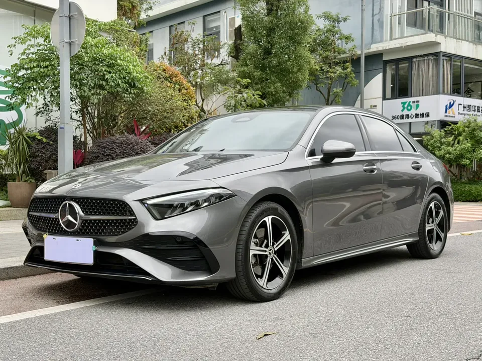 Mercedes-Benz Mercedes Benz A Class 2024