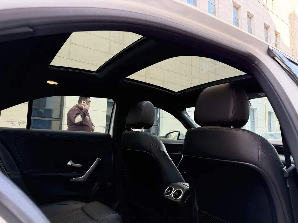 Mercedes-Benz Mercedes Benz A Class Mercedes-Benz A-Class 2022 A 200 L sports sedan dynamic version 2022 — миниатюра 4