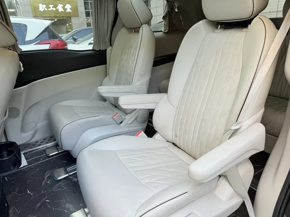 Buick GL8 facelift land business class 2.0T premium type 2022 — миниатюра 4