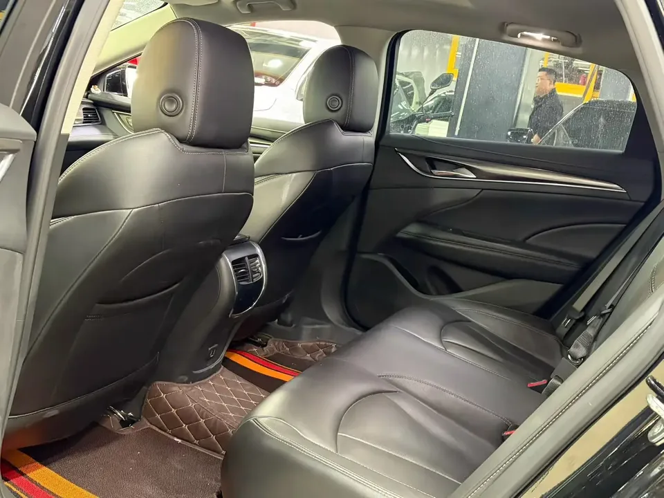 Buick LaCrosse LaCrosse 2022 552T Luxury 2023 — миниатюра 5