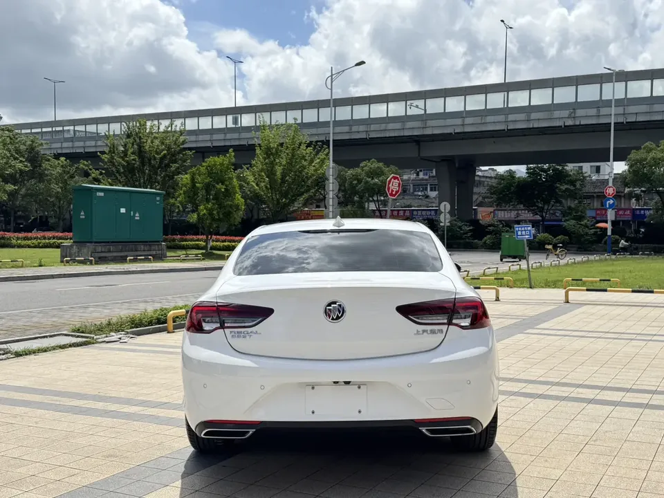 Buick Majesty Regal 2023 552T Smart Edition 2023 — миниатюра 5