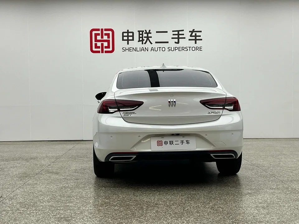 Buick Majesty Regal 2024 25T Super Edition 2024 — миниатюра 2