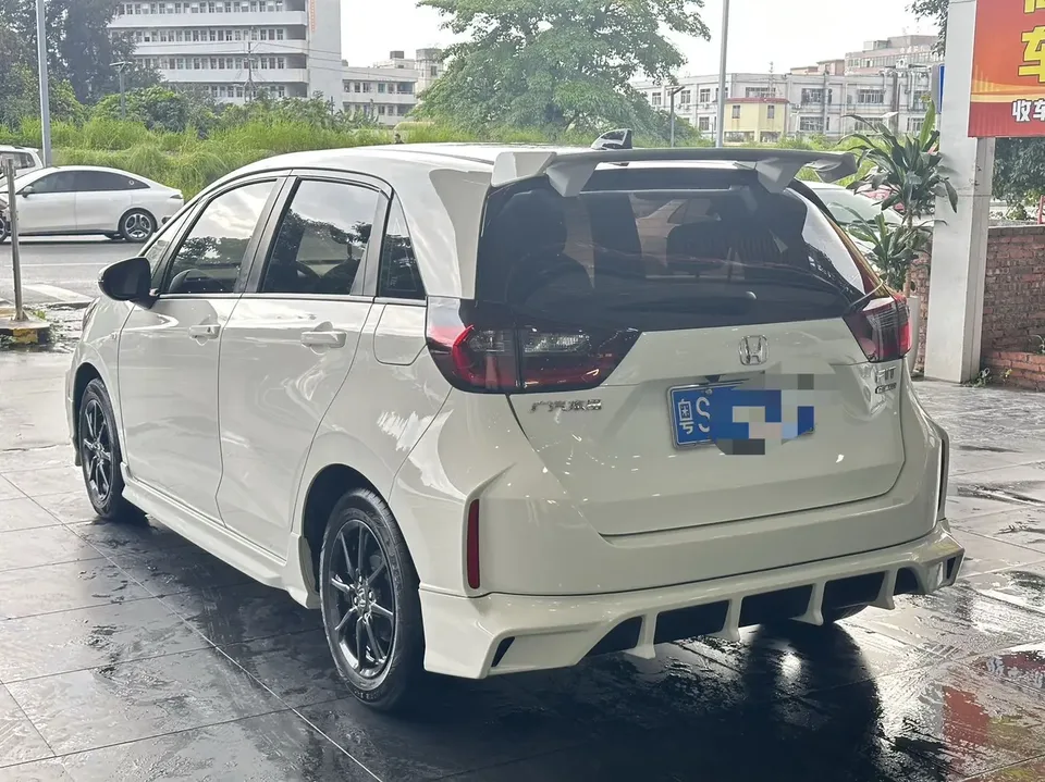 Honda FIT Fit 2022 1.5L CVT Unlimited MUGEN Edition 2022 — thumbnail 4