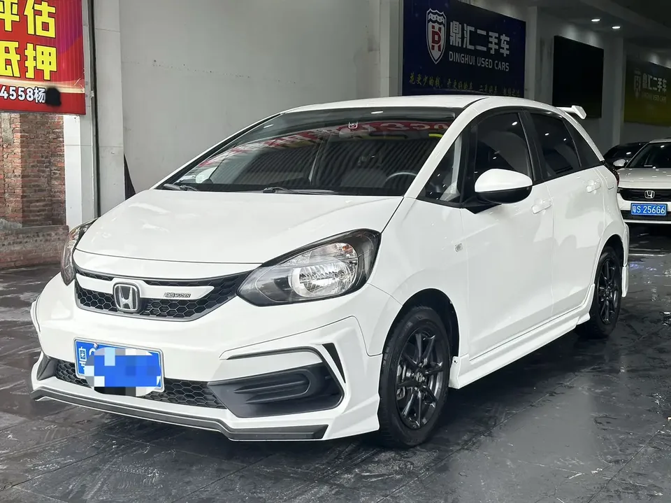 Honda FIT Fit 2022 1.5L CVT Unlimited MUGEN Edition 2022 — photo 1, buy with delivery to Moscow
