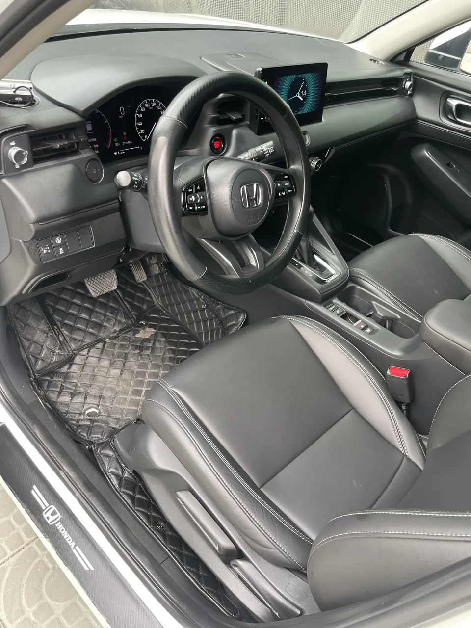 Honda VEZEL Binzhi 2023 1.5L CVT Technology Edition 2023 — thumbnail 4