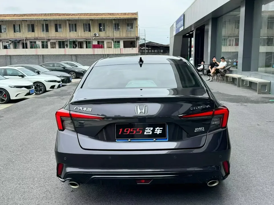 Honda Integra 240TURBO CVT Exclusive Edition 2023 — миниатюра 2