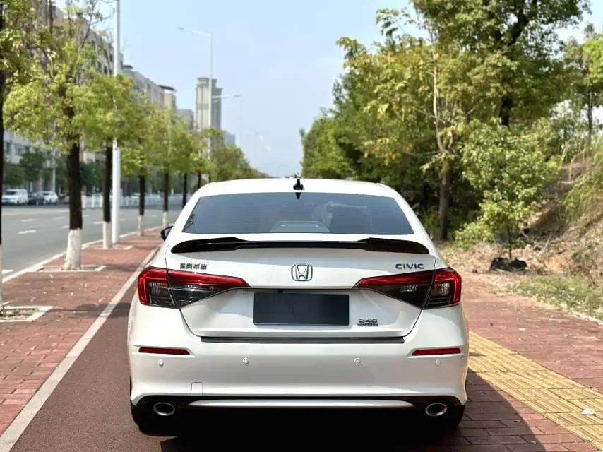Honda CIVIC 2022 Civic 240TURBO CVT Ignition Edition 2023 — миниатюра 2