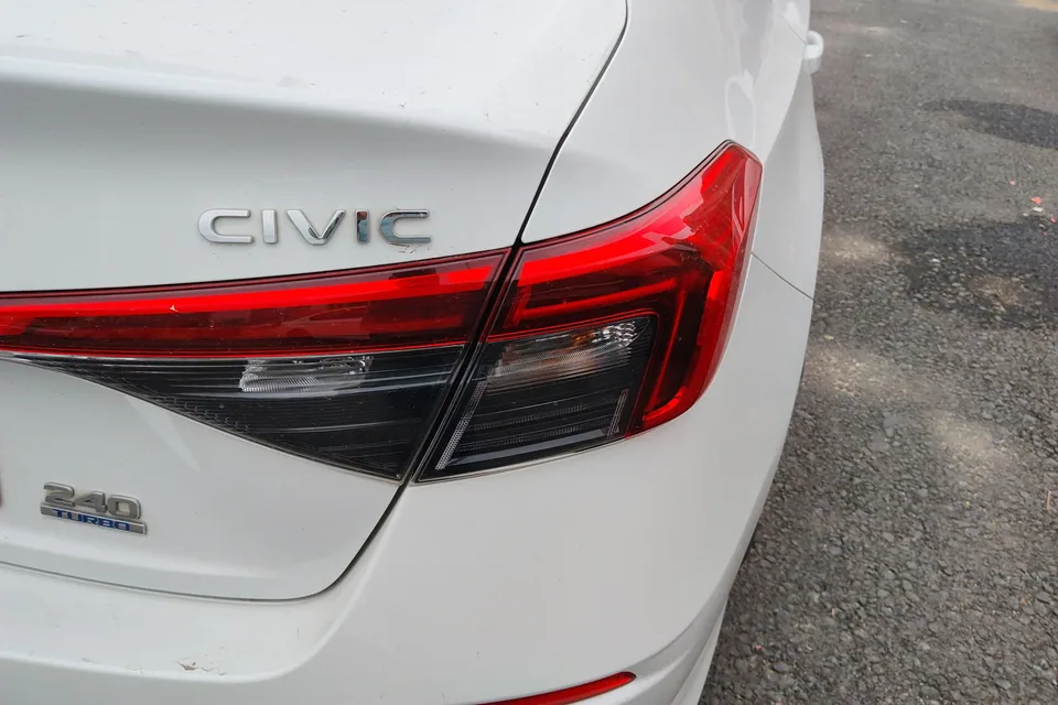 Honda CIVIC Civic 240TURBO CVT Power Edition 2023 — миниатюра 5