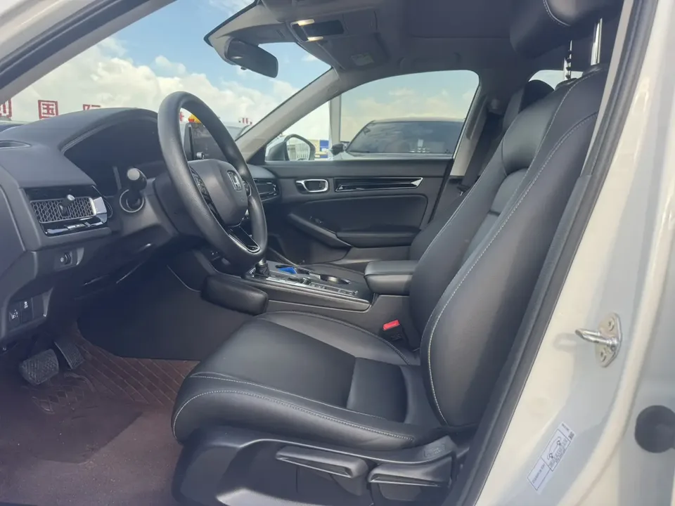 Honda CIVIC 240TURBO CVT Zhiqu Plus 2025 — миниатюра 3