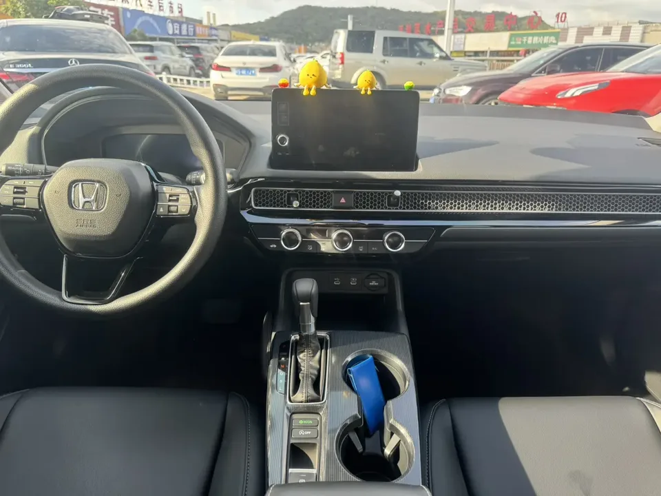 Honda CIVIC 240TURBO CVT Zhiqu Plus 2025 — миниатюра 5
