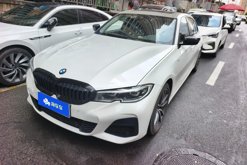 BMW 3 Series 2022