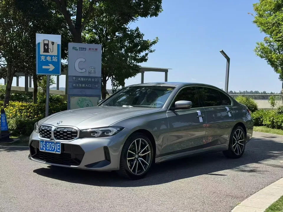 BMW 3 Series 2023