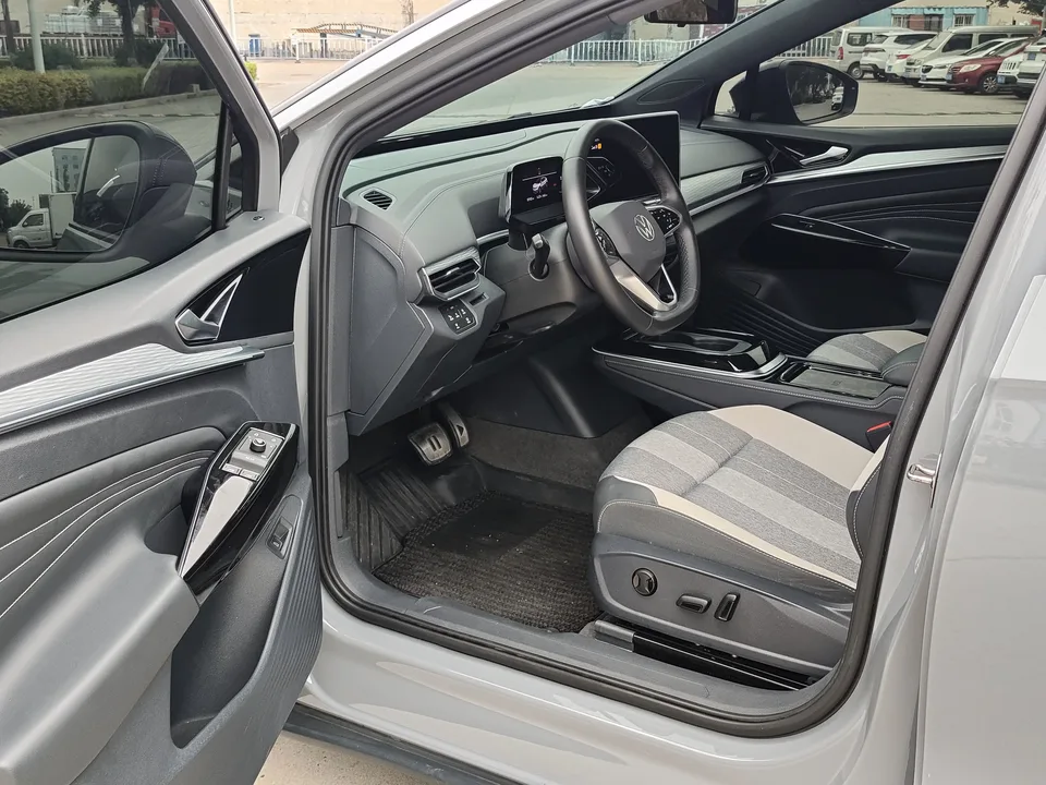 Volkswagen ID.4 Crozz Pure Enjoyment Limited Edition 2022 — миниатюра 5