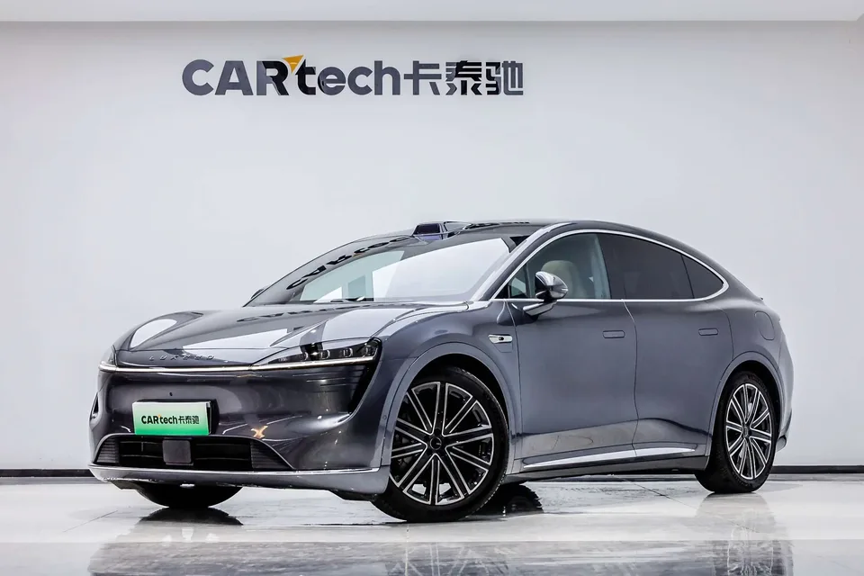 Luxeed Zhijie R7 2025
