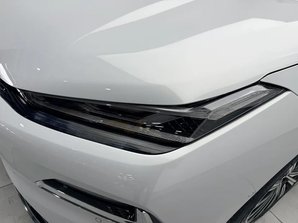 Geely Galaxy Star 8 PHEV 130km EM-P Starship Edition 2025 — миниатюра 4