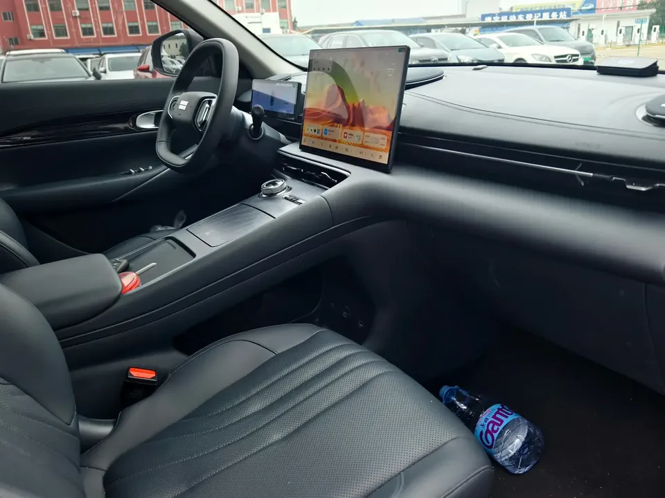 Geely Galaxy E5 Galaxy E5 2026 610km Long-Range Edition 2025 — миниатюра 4