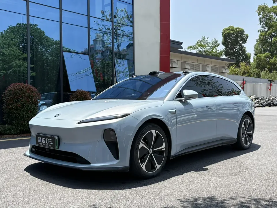 NIO ET5T NIO ET5T 2024 75kWh 2024 — photo 1, buy with delivery to Moscow