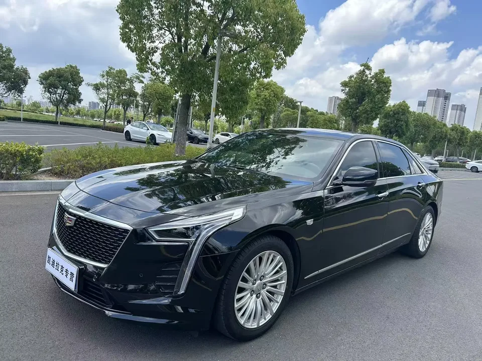 Cadillac CT6 2023