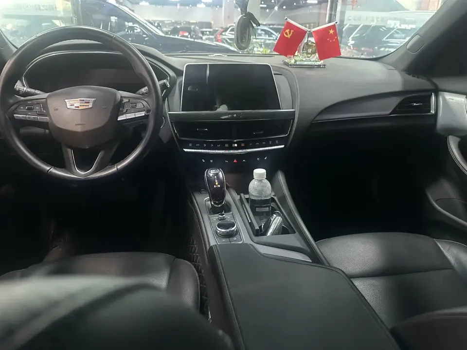 Cadillac CT5 28T Luxury Standard Edition 2023 — миниатюра 2