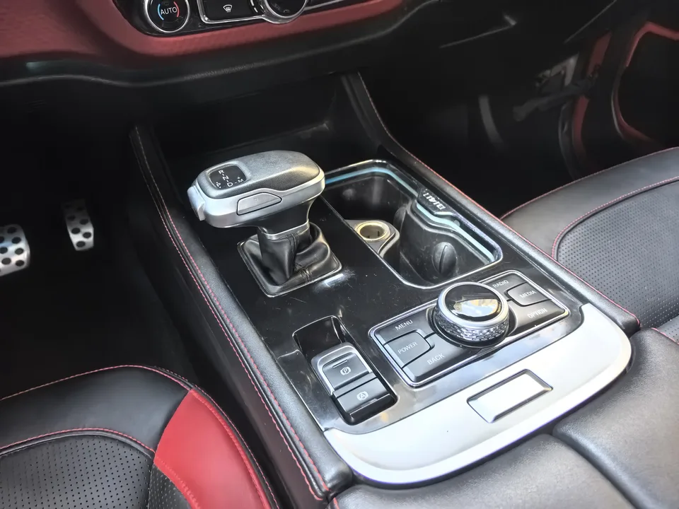 BAIC Beijing Off-road BJ40 Beijing Off-road BJ40 2023 2.0T Automatic 4WD City Hunter Edition Knight Edition 2022 — миниатюра 4