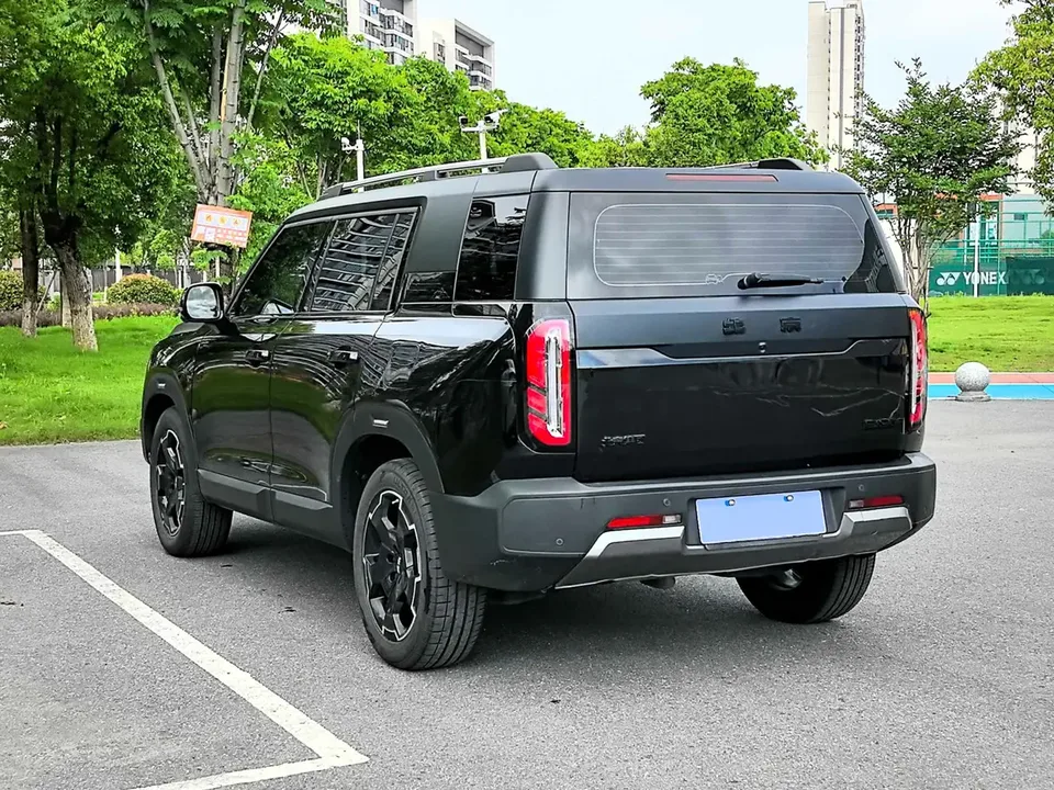 BAIC Beijing Off-road BJ30 1.5T DHT 4WD Magic Core Electric Drive Advanced Edition 2024 — миниатюра 2