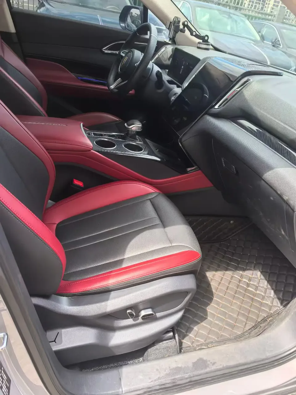 Hongqi HS3 1.5T Shanwei Edition 2024 — миниатюра 2