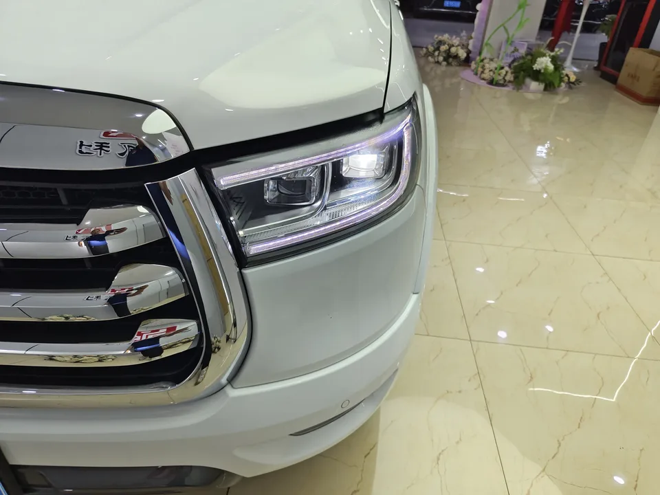 Great Wall gun Passenger Car Global Edition 2.0T Diesel Automatic Four-wheel Drive Sports Standard Box GW4D20M 2023 — миниатюра 3