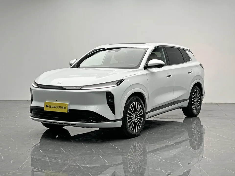 Dongfeng Fengshen L8 PHEV 2025