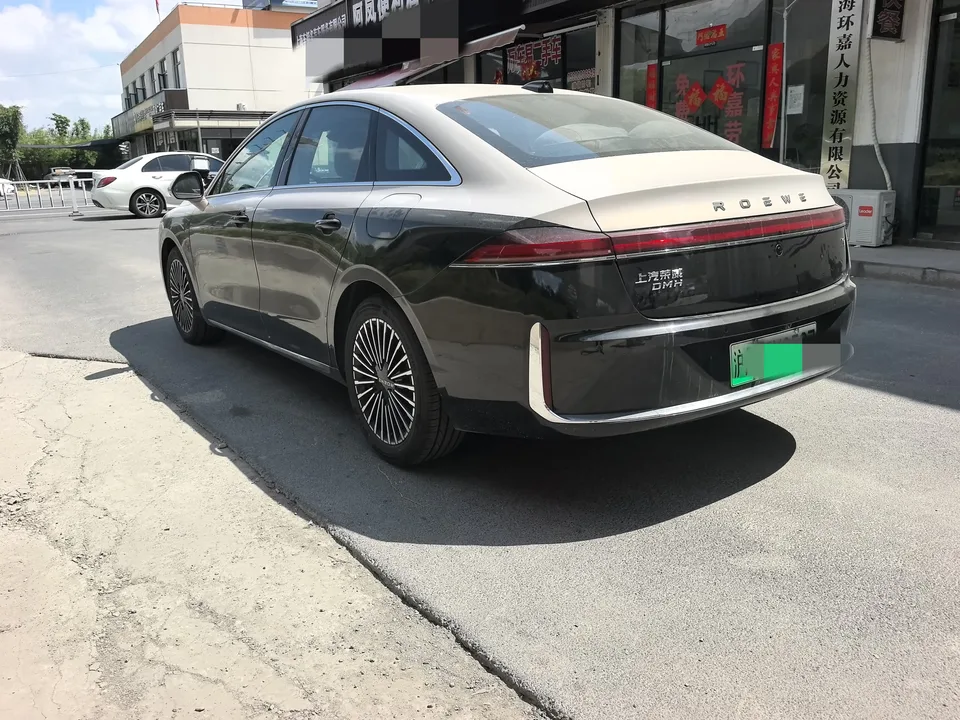 Roewe M7 DMH basic model 2025 — миниатюра 4