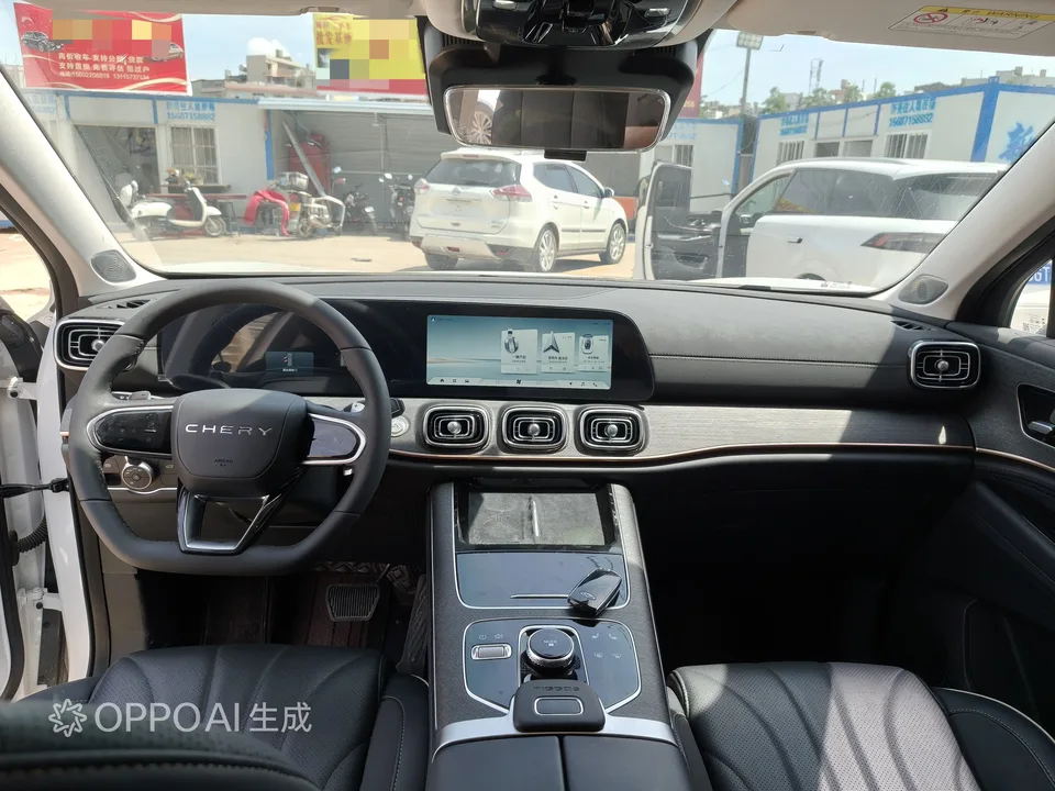Chery Tiggo 9 2.0T AT two-wheel drive premium version 7 seats 2023 — миниатюра 3