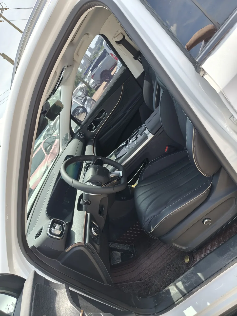 Chery Tiggo 9 2.0T AT two-wheel drive premium version 7 seats 2023 — миниатюра 5