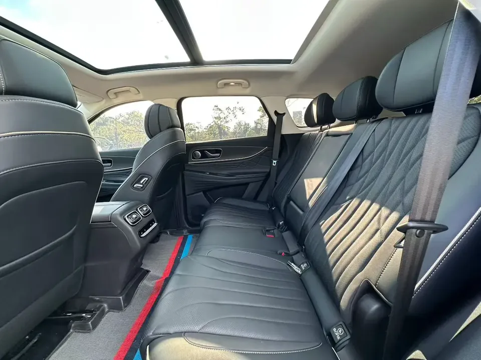 Chery Tiggo 9 2.0T DCT 2WD Super Comfort Premium Edition 2024 — миниатюра 3