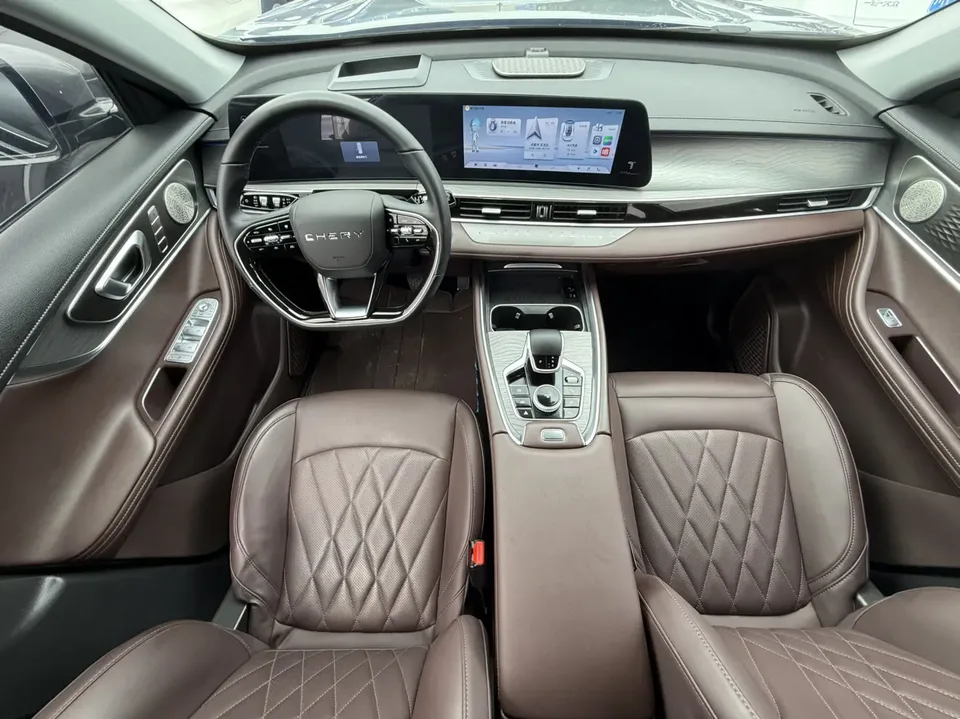 Chery Tiggo 8 Pro 290T 2WD Sky Edition 7 Seaters 2023 — миниатюра 4