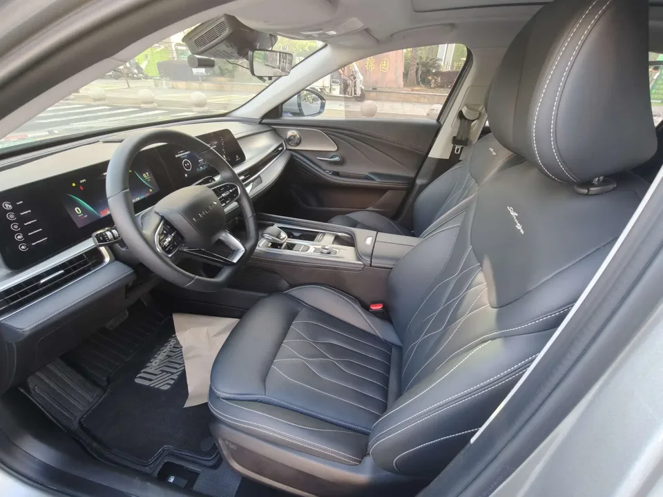 Chery Arrizo 8 1.6TGDI DCT 2024 — миниатюра 4
