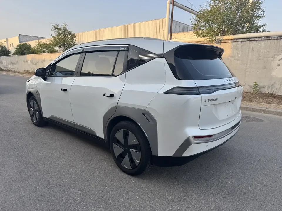 AION Y Plus 510 Enjoy Edition 2023 — миниатюра 2