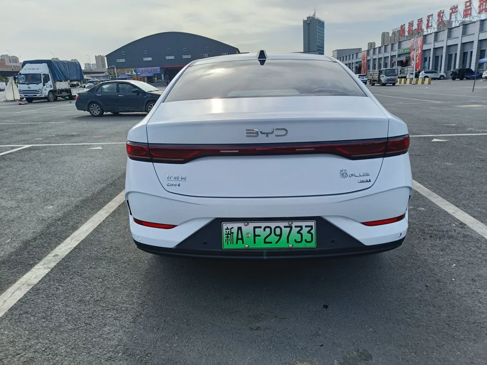 BYD Qin PLUS DM Qin PLUS DM 2025 Intelligent Driving Edition DM-i 55KM Leading Edition 2025 — thumbnail 2