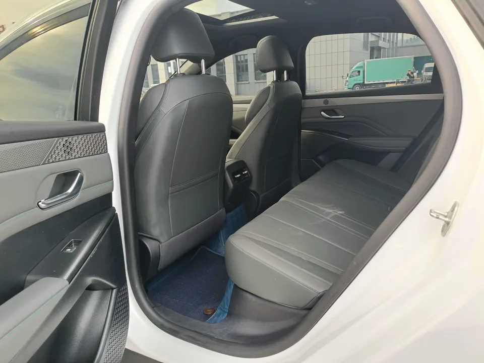 BYD Qin PLUS DM Qin PLUS DM 2025 Intelligent Driving Edition DM-i 55KM Leading Edition 2025 — thumbnail 3
